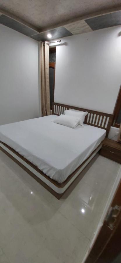Solitude Inn Bnb Shimla Buitenkant foto