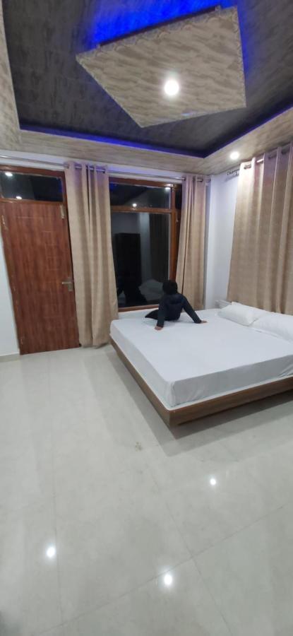 Solitude Inn Bnb Shimla Buitenkant foto